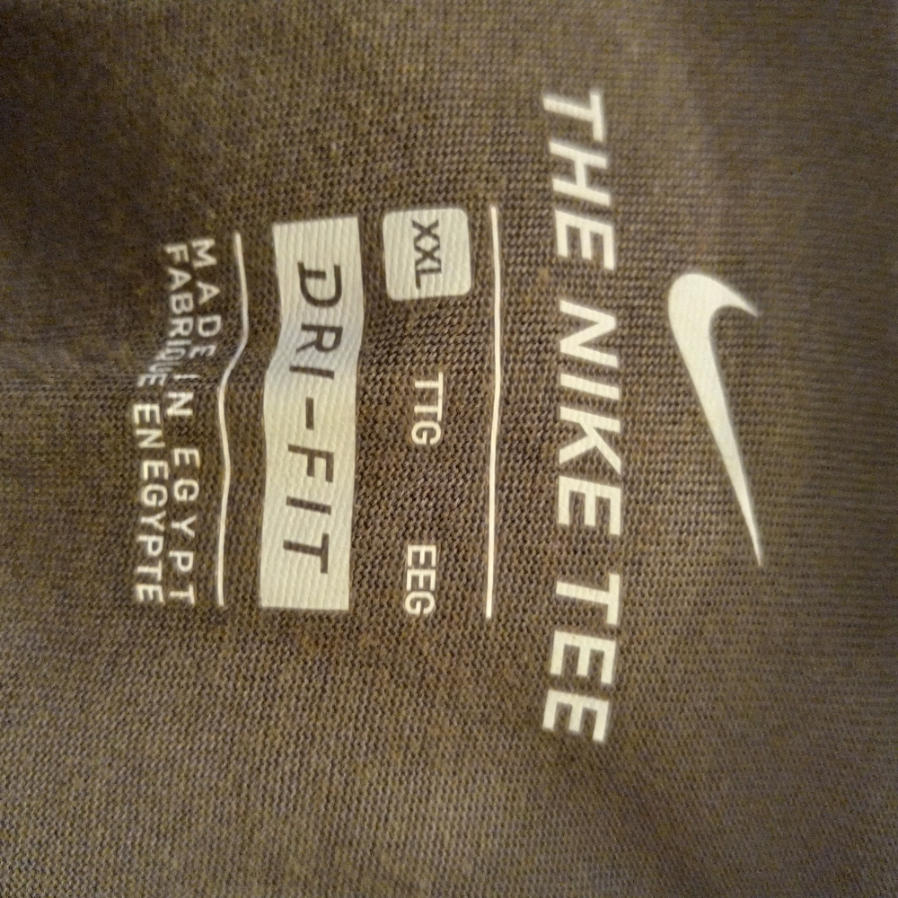 🐮 🐄 Nike T-Shirt - Picture 7 of 7